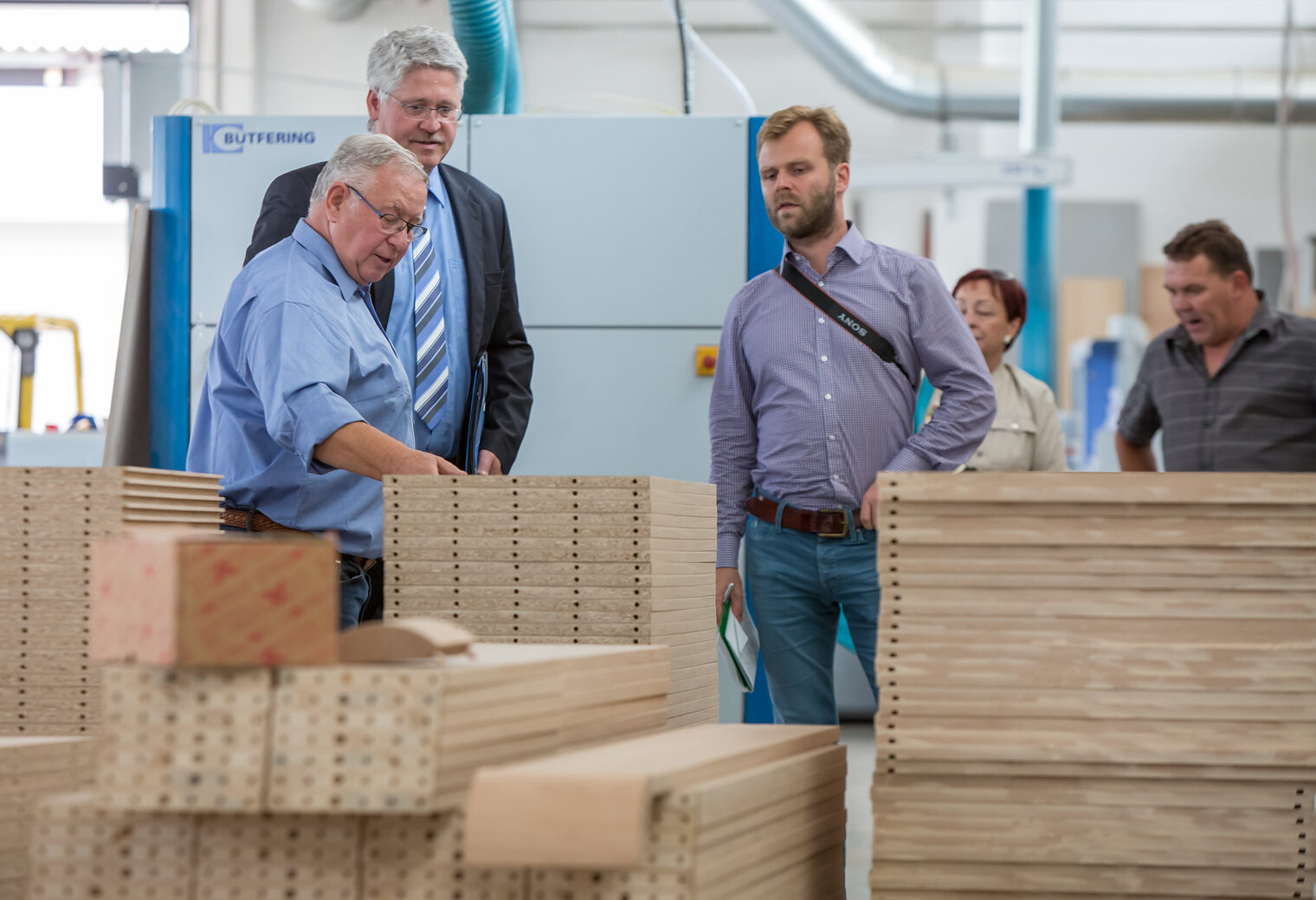 Die Handwerkskammer Erfurt hatte mit der ¿Tour de Handwerk ¿ Handwerk ist digital¿ am 15.07.2015 zu einer Besichtigung von Handwerksbetrieben eingeladen.