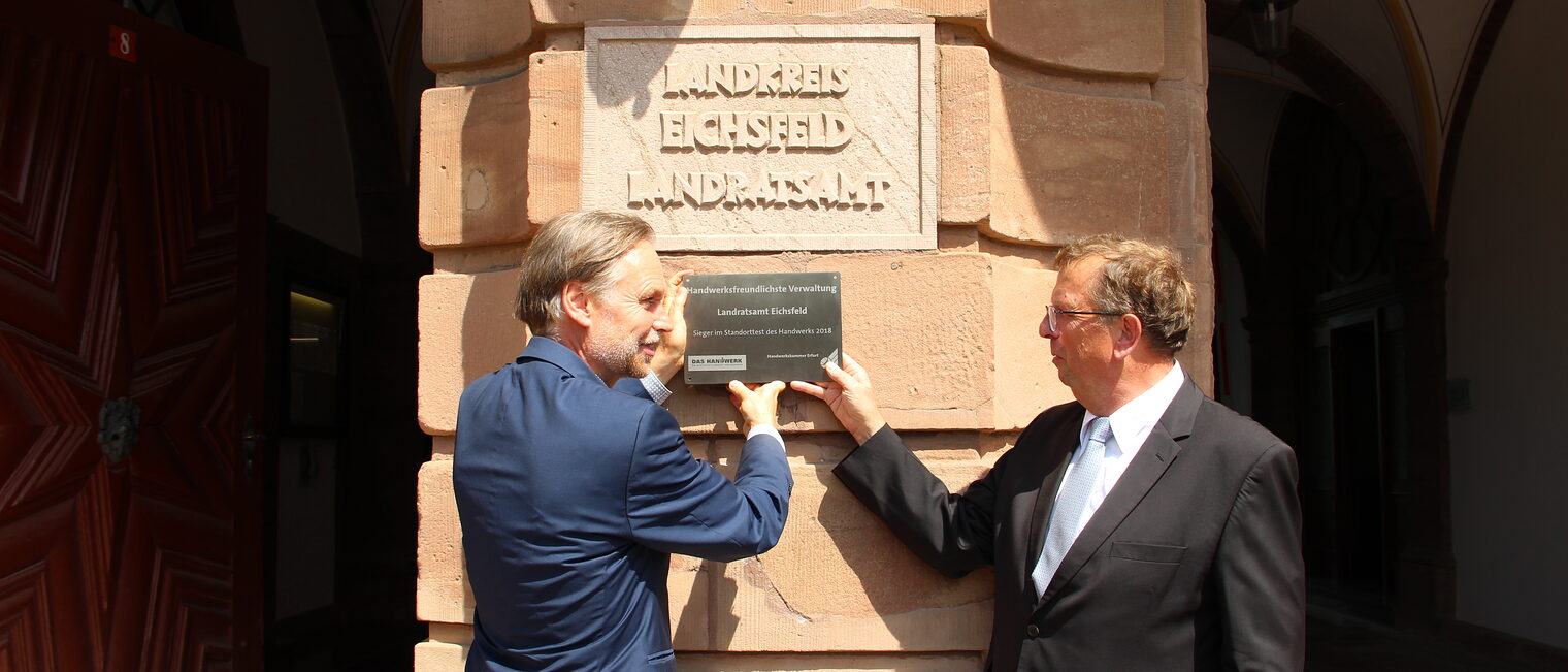 Stefan Lobenstein, Präsident der Handwerkskammer Erfurt und Dr. Werner Henning, Landrat des Eichsfeld (v.l.)