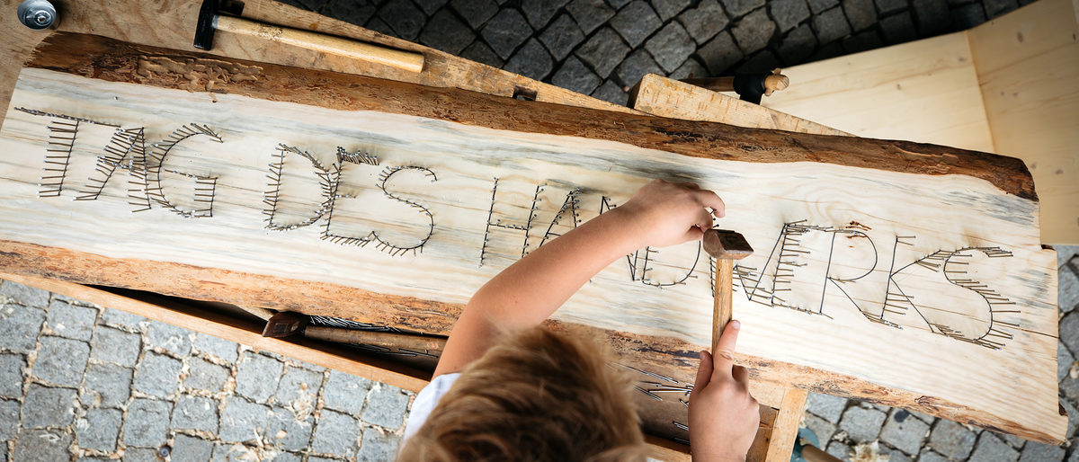 Der Tag des Handwerks wird in diesem Jahr am 21. September in Weimar gefeiert. Gut zwei Monate vor dem Aktionstag steht das Programm fest. Tag des Handwerks am 15. September 2018 in Rudolstadt (Thüringen) Foto: Michael Reichel / arifoto.de Schlagwort(e): lth, Handwerk