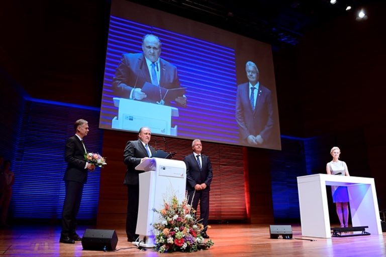 Impressionen vom Gemeinsamen Jahresempfang der Industrie- und Handelskammer Erfurt und Handwerkskammer Erfurt am 29. August 2019 im congress centrum neue weimarhalle in Weimar 