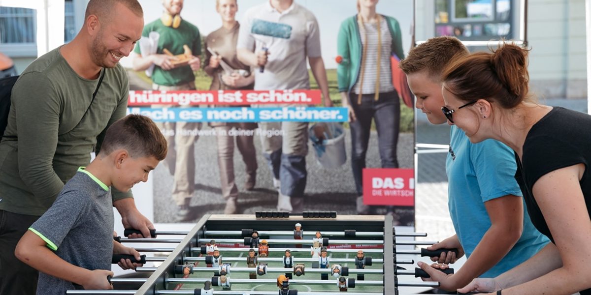 DAS HANDWERK DIE WIRTSCHAFTSMACHT. VON NEBENAN. Handwerkskammer Erfurt