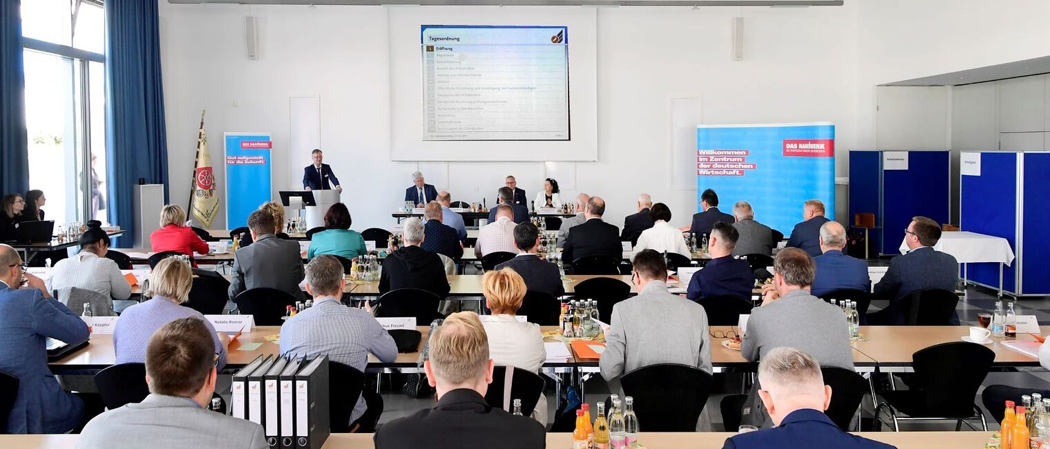 030_HWK_Vollversammlung_2021-2