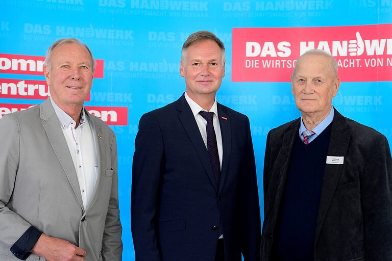 Die drei Präsidenten des Thüringer Handwerkstag: Rolf Ostermann (2001 bis 2012), Stefan Lobenstein (seit 2012) und Wolfgang Bachmann (1992 bis 2012).