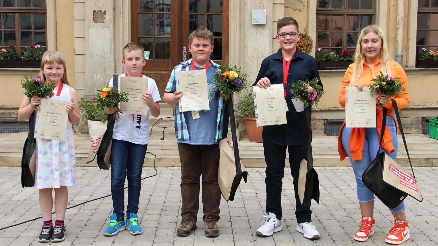 Amelie Brückner von der Regelschule Wormstedt, Maik Leon Balden von der Lutherschule RS Zella-Mehlis, Julius Martin von der Staatlichen Gemeinschaftsschule Herbsleben, Levi Dudek von der TGS Stadtilm und Lilly Kaulfuß von der Freien Ganztagsschule Milda (von links) sind die Gewinner des Landeswettbewerbs der Matheolympiade für Regelschulen.