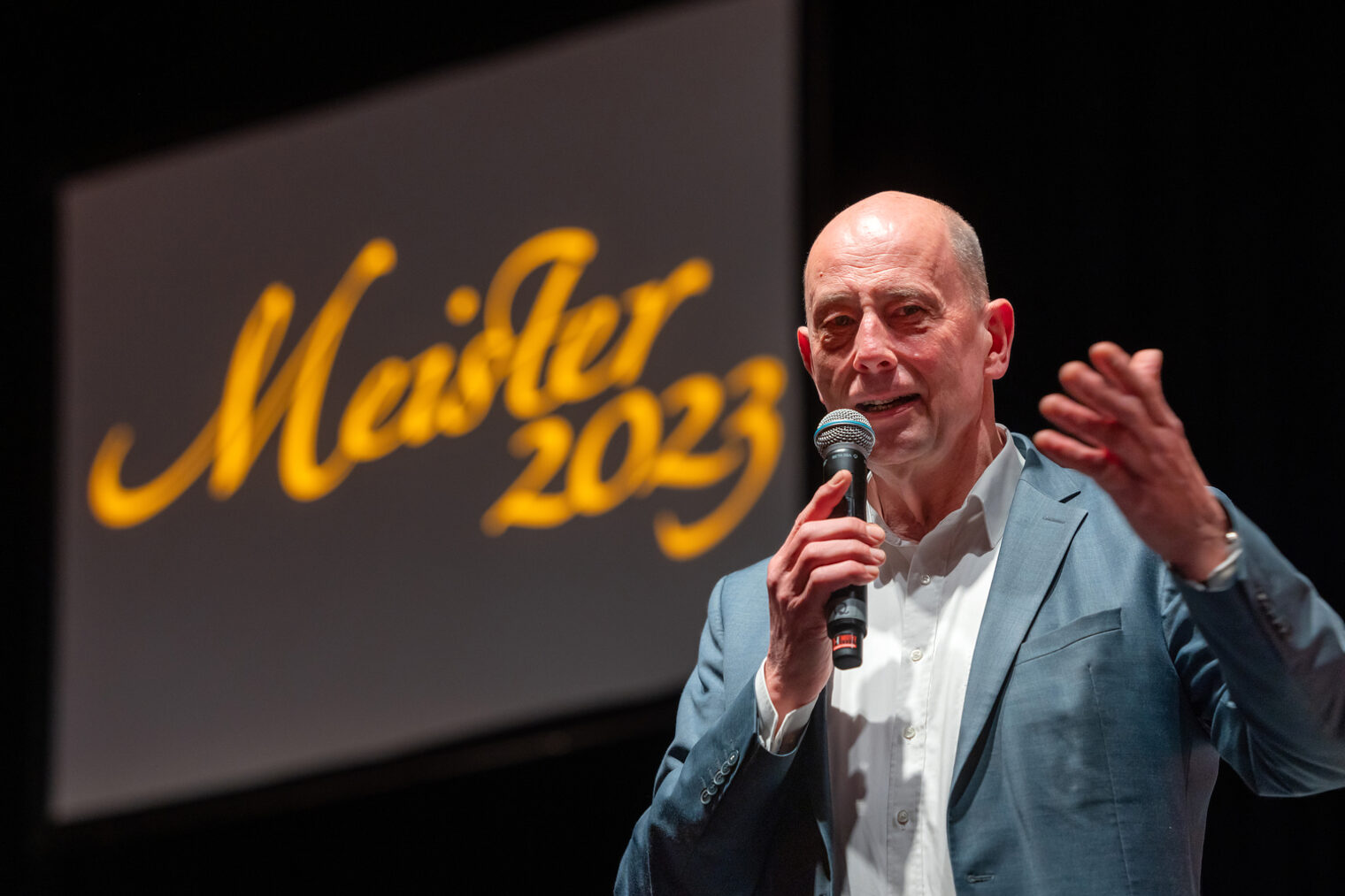 277 Jungmeisterinnen und Jungmeister im Handwerk ausgezeichnet - Meisterfeier 2023 der Handwerkskammer Erfurt in der Messehalle 1 der Messe Erfurt am Sonnabend, 11. Februar 2023 Meisterfeier der Handwerkskammer Erfurt in der Messehalle 1. Schlagwort(e): lth Handwerk