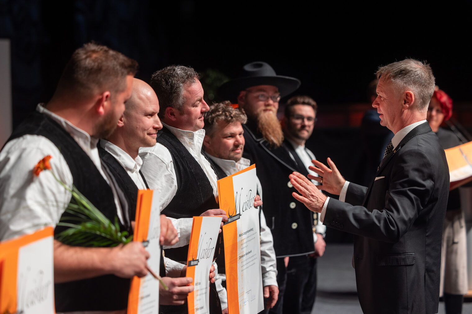 277 Jungmeisterinnen und Jungmeister im Handwerk ausgezeichnet - Meisterfeier 2023 der Handwerkskammer Erfurt in der Messehalle 1 der Messe Erfurt am Sonnabend, 11. Februar 2023 Meisterfeier der Handwerkskammer Erfurt in der Messehalle 1. Schlagwort(e): lth Handwerk