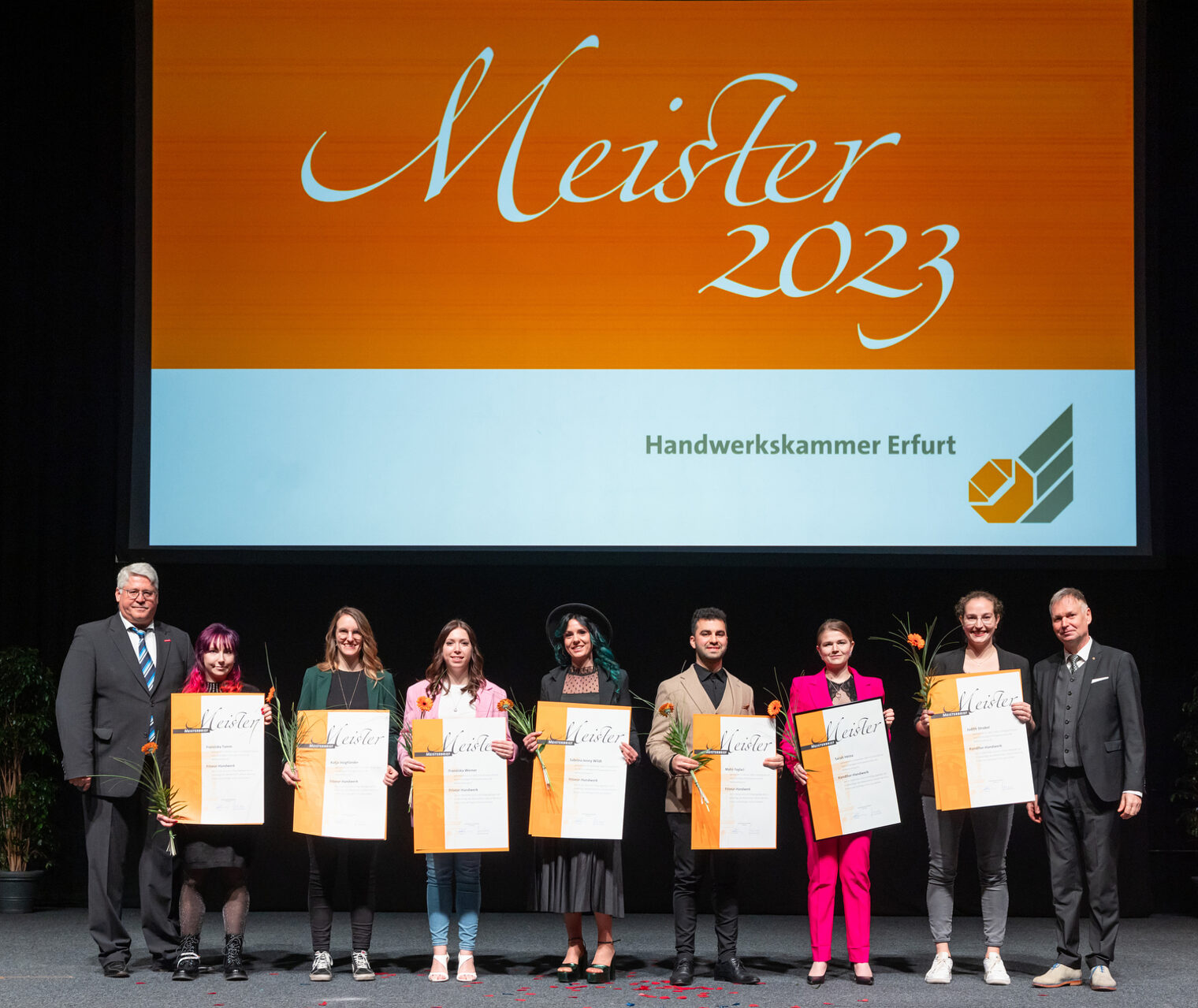 277 Jungmeisterinnen und Jungmeister im Handwerk ausgezeichnet - Meisterfeier 2023 der Handwerkskammer Erfurt in der Messehalle 1 der Messe Erfurt am Sonnabend, 11. Februar 2023 Meisterfeier der Handwerkskammer Erfurt in der Messehalle 1. Schlagwort(e): lth Handwerk