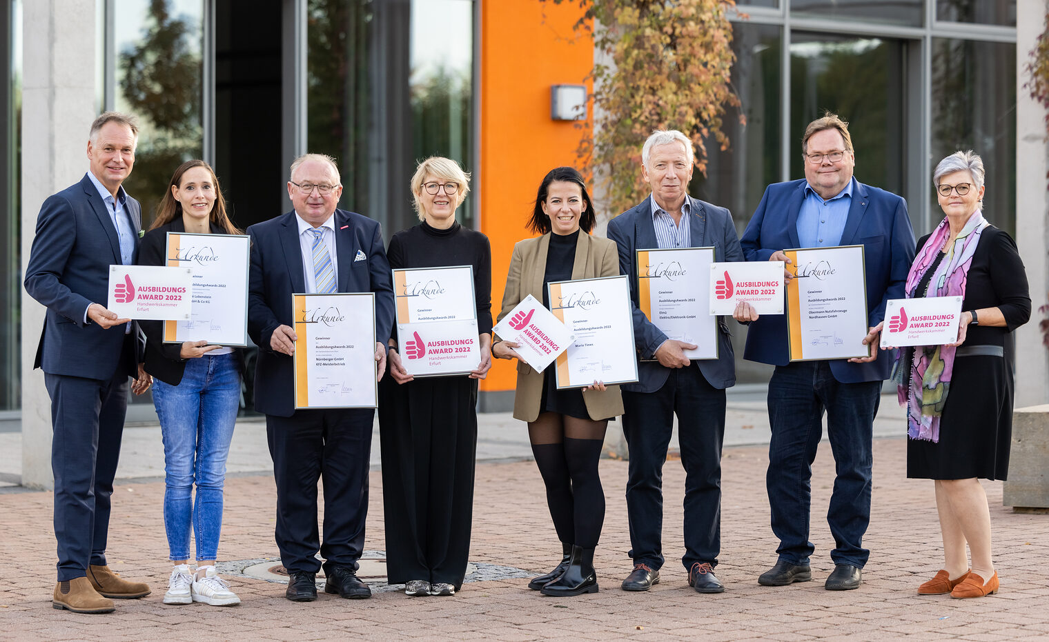 Handwerkskammer Erfurt verleiht den Ausbildungs-Award 2022 im Berufsbildungszentrum mit Stefan Lobenstein, Präsident der Handwerkskammer Erfurt und Marion Pommert, Geschäftsführerin Operativ, Agentur für Arbeit Erfurt