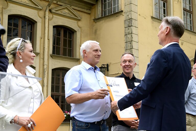 25 Jahre erfolgreich am Markt: Wir gratulieren unseren 25-jährigen Betriebsjubilaren herzlich!