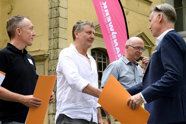 25 Jahre erfolgreich am Markt: Wir gratulieren unseren 25-jährigen Betriebsjubilaren herzlich!