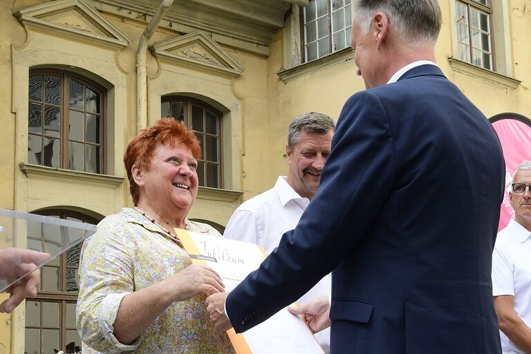 25 Jahre erfolgreich am Markt: Wir gratulieren unseren 25-jährigen Betriebsjubilaren herzlich!