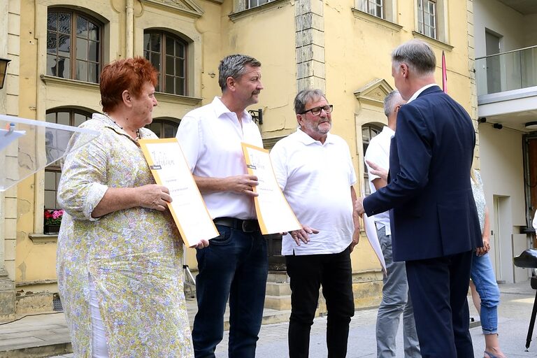 25 Jahre erfolgreich am Markt: Wir gratulieren unseren 25-jährigen Betriebsjubilaren herzlich!