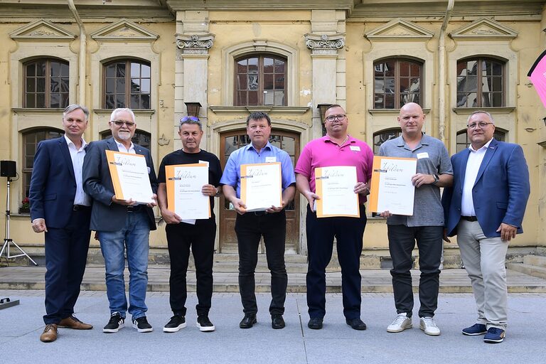 25 Jahre erfolgreich am Markt: Wir gratulieren unseren 25-jährigen Betriebsjubilaren herzlich!