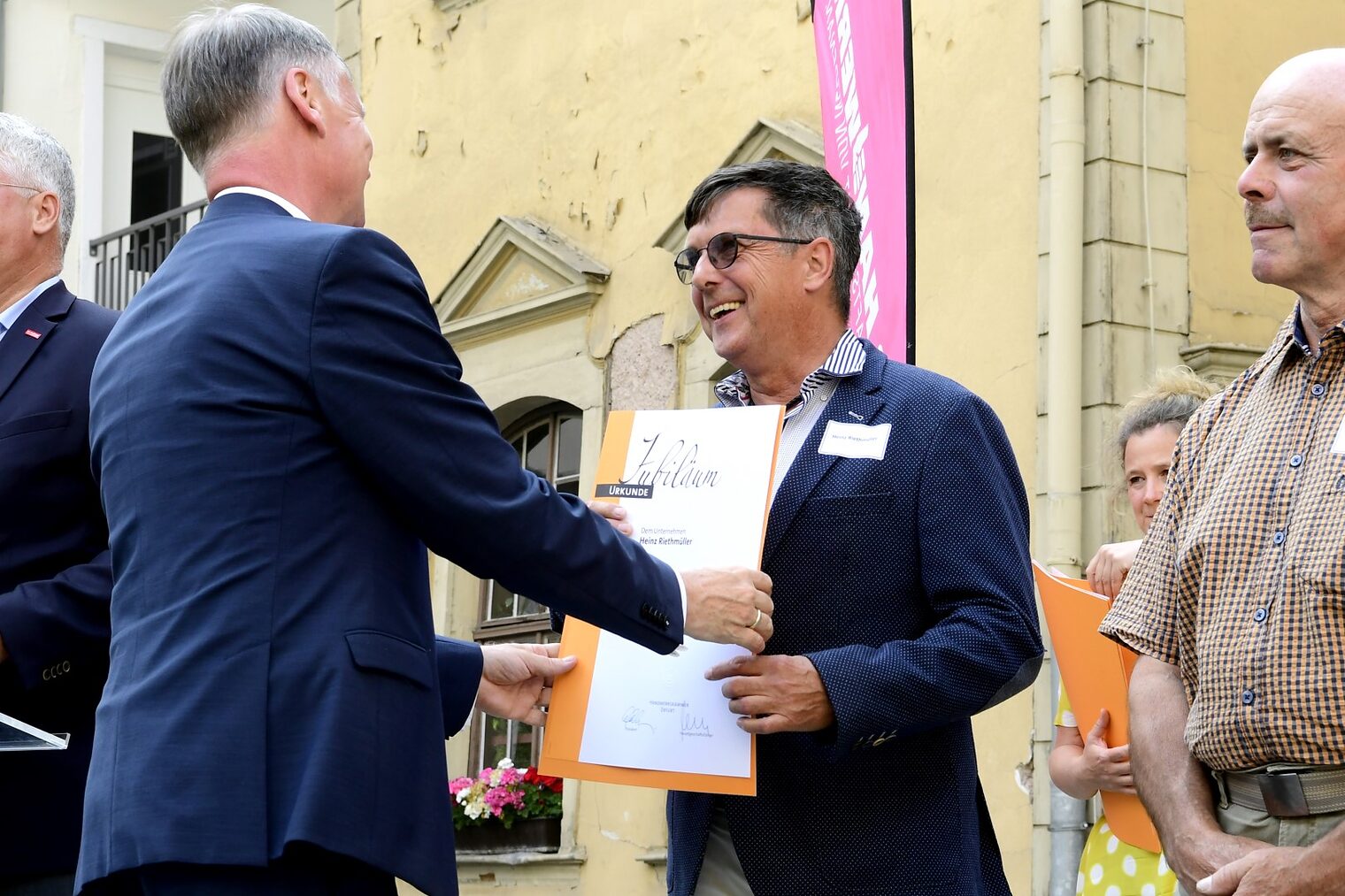 25 Jahre erfolgreich am Markt: Wir gratulieren unseren 25-jährigen Betriebsjubilaren herzlich!