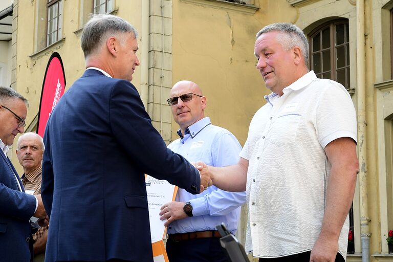 25 Jahre erfolgreich am Markt: Wir gratulieren unseren 25-jährigen Betriebsjubilaren herzlich!