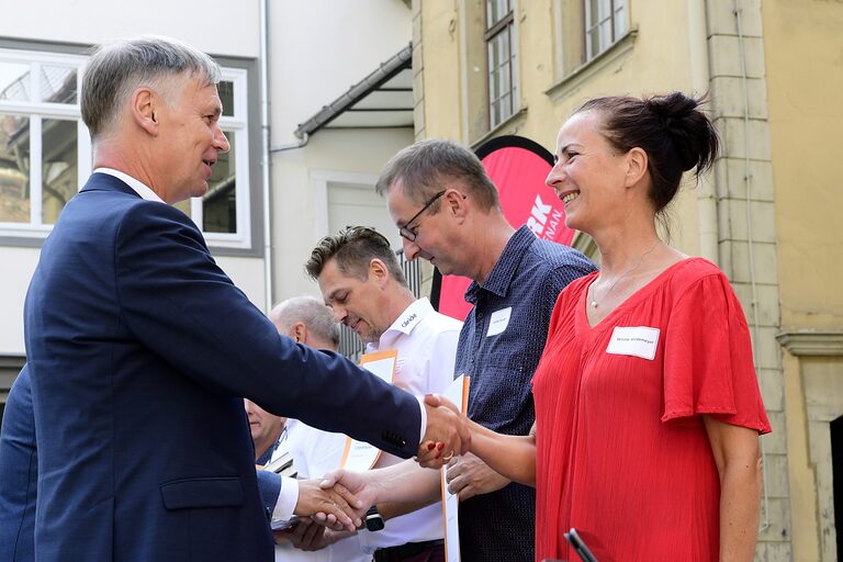 25 Jahre erfolgreich am Markt: Wir gratulieren unseren 25-jährigen Betriebsjubilaren herzlich!