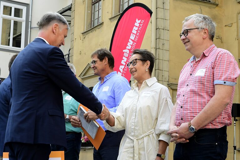 25 Jahre erfolgreich am Markt: Wir gratulieren unseren 25-jährigen Betriebsjubilaren herzlich!